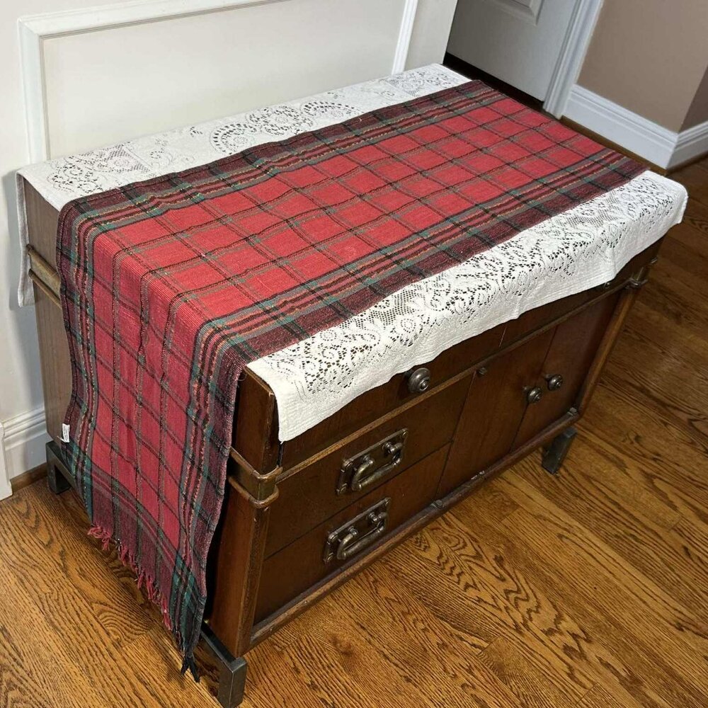 Christmas Table Runner pair - Picture 2 of 8